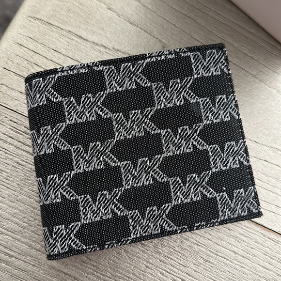 MICHAEL Michael Kors Other - MICHAEL KORS COOPER BLACK MULTI BILLFOLD WALLET